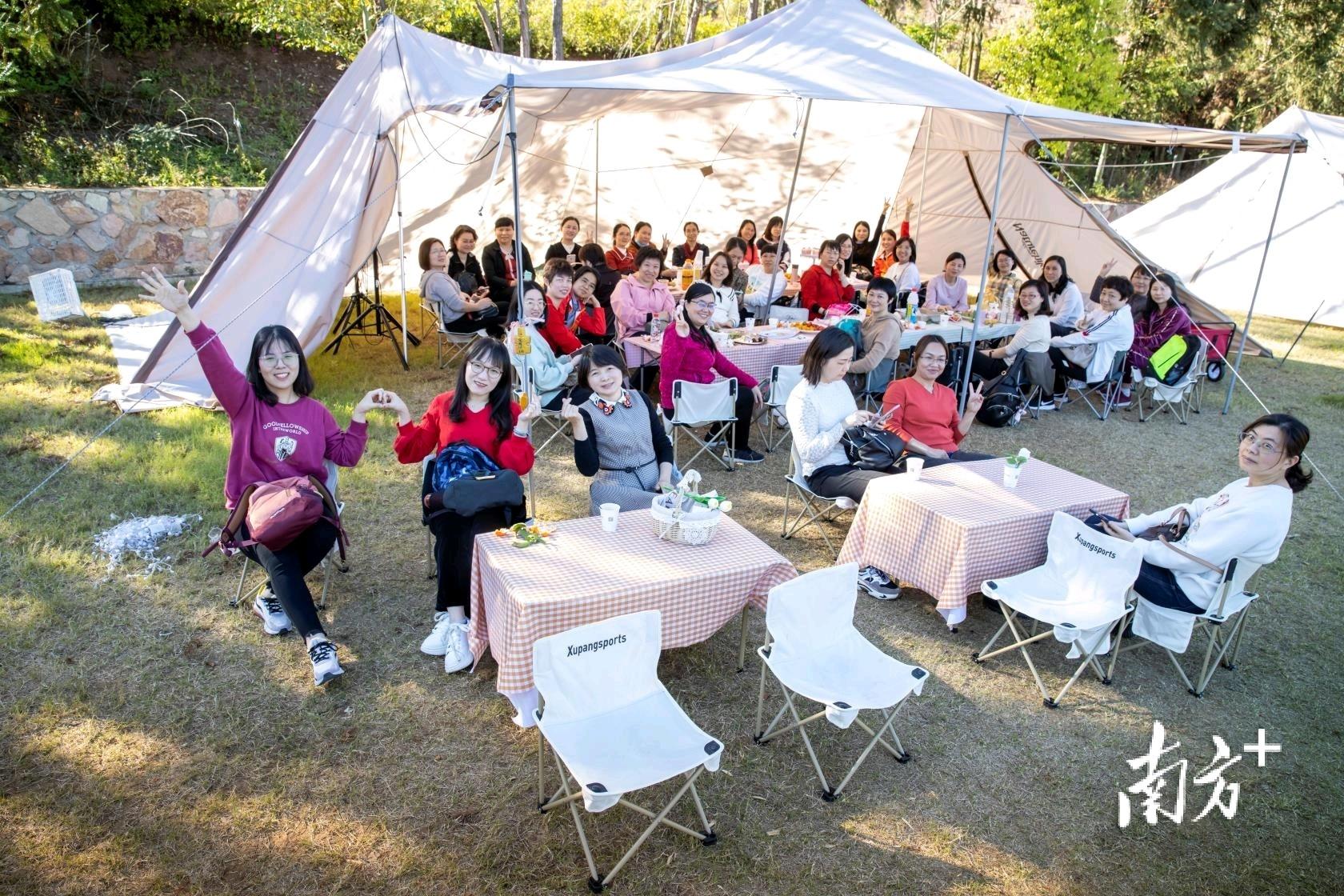 邮储银行梅州市分行开展防范非法集资宣传月活动