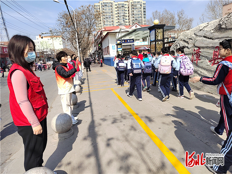 河北石家庄，暖心成长书包与管理艺术的地域实践