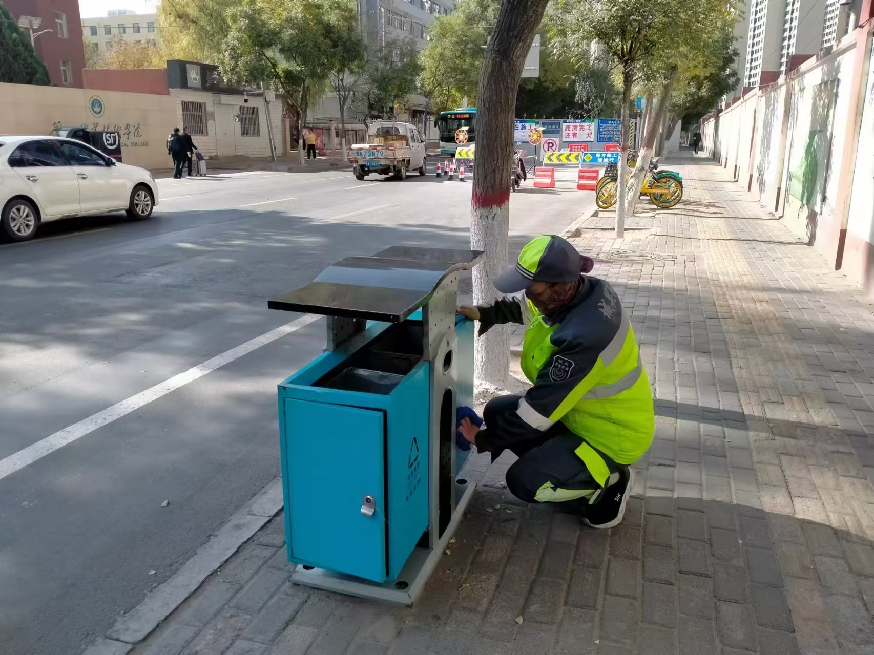 兰州市城关区环卫工作中心荣记集体一等功，全省表彰下的辉煌篇章