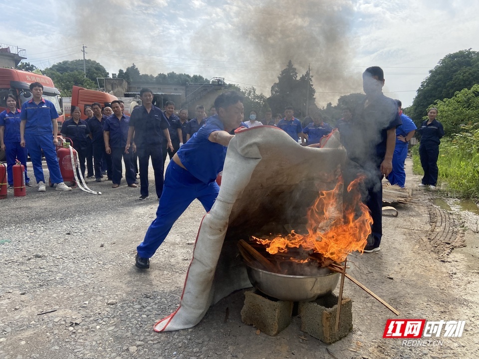 中国石油天然气销售湖南公司冬季保供战，扛稳能源供应责任，保障稳定供应